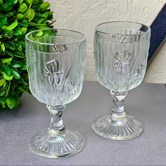 Iris & Herringbone by Jeanette CRYSTAL I Clear 2 oz Cordials 5 3/4" x 2